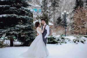 mistakes couples make when planning a winter wedding
